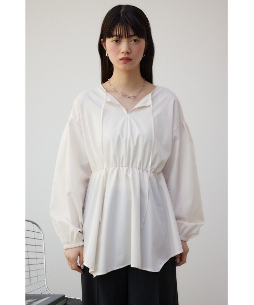 AZUL by moussy（アズールバイマウジー）の「2WAYバルーンスリーブペプラムブラウス（シャツ/ブラウス・レディース・オフホワイト/ブラック・SMALL/MEDIUM）」の13枚目の写真