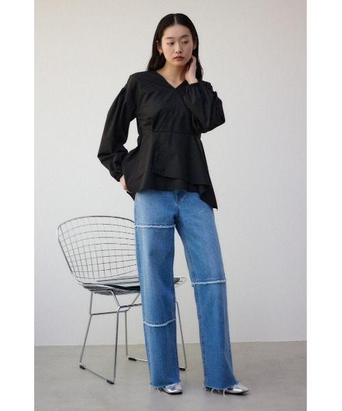 AZUL by moussy（アズールバイマウジー）の「2WAYバルーンスリーブペプラムブラウス（シャツ/ブラウス・レディース・オフホワイト/ブラック・SMALL/MEDIUM）」の16枚目の写真