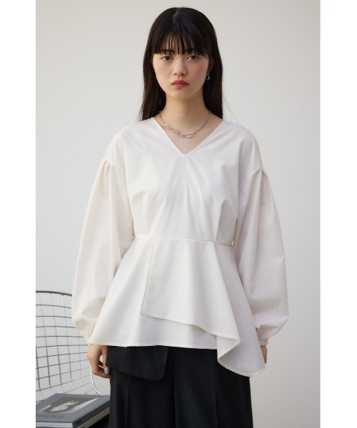 AZUL by moussy（アズールバイマウジー）の「2WAYバルーンスリーブペプラムブラウス（シャツ/ブラウス・レディース・オフホワイト/ブラック・SMALL/MEDIUM）」の6枚目の写真