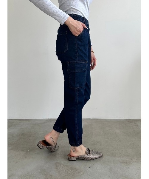 DAIS-Y（デイジー）の「【低身長さんサイズ】スリムジョガーデニムパンツ（デニムパンツ・レディース・ネイビー・M）」の17枚目の写真