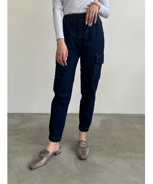 DAIS-Y（デイジー）の「【低身長さんサイズ】スリムジョガーデニムパンツ（デニムパンツ・レディース・ネイビー・M）」の21枚目の写真