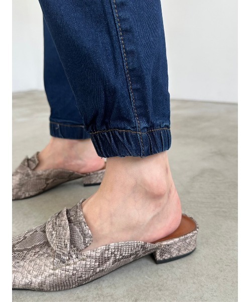 DAIS-Y（デイジー）の「【低身長さんサイズ】スリムジョガーデニムパンツ（デニムパンツ・レディース・ネイビー・M）」の22枚目の写真