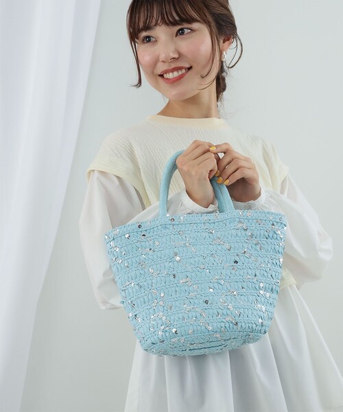 Ray BEAMS（レイビームス）の「Ray BEAMS / グリッター ペーパー バッグ（かごバッグ・レディース・ピンク/ライトブルー/ベージュ・ONE SIZE）」の2枚目の写真