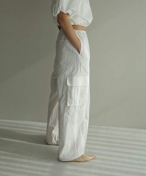 ETRE TOKYO(エトレトウキョウ)の「リラクシーカーゴパンツ(カーゴパンツ・レディース・ホワイト/グレー・S/M)」の10枚目の写真