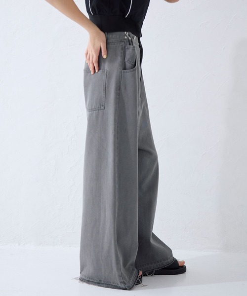 FOREVER 21（フォーエバー トゥエンティーワン）の「【2024SS】ハイウエストデニムサロペット（サロペット/オーバーオール・レディース・ライトグレー/ライトブルー・SMALL/MEDIUM）」の17枚目の写真