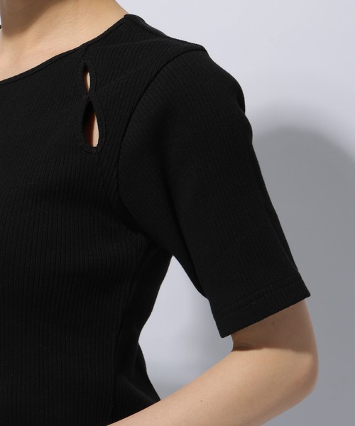 HARE（ハレ）の「フロントカットアウトリブトップス(HARE)（Tシャツ/カットソー・レディース・ブラック/グリーン・FREE）」の16枚目の写真