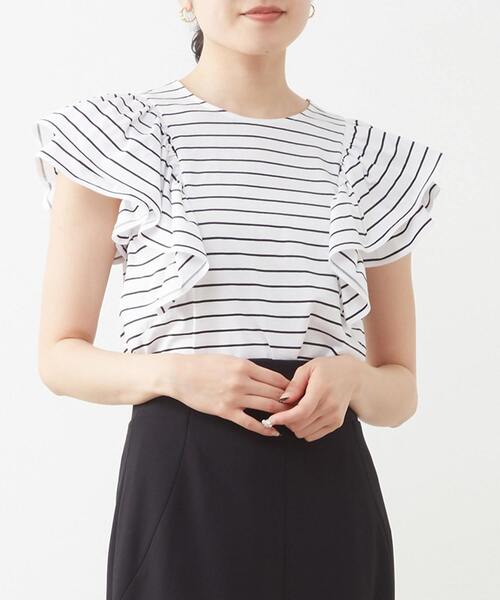 Tiara(ティアラ)の「フリルスリーブトップス(Tシャツ/カットソー・レディース・ホワイト×ブラック/ブラック・FREE)」の2枚目の写真