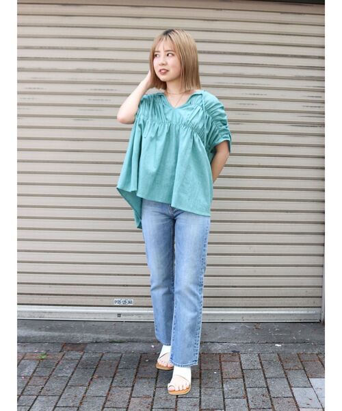 Ungrid（アングリッド）の「リネン混ギャザーノースリブラウス（シャツ/ブラウス・レディース・アイボリー/ターコイズブルー/ブラウン・FREE）」の10枚目の写真