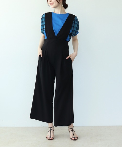 Jines(ジネス)の「【取り外し可能】ショルダーサロペット(サロペット/オーバーオール・レディース・ベージュ/ブラック・36)」の1枚目の写真