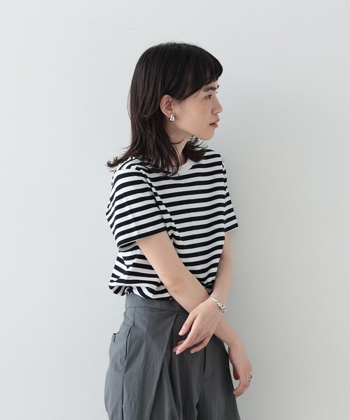 GALLEST(ギャレスト)の「◆クロップドボーダーTシャツ(Tシャツ/カットソー・レディース・ライトパープル/ブラック系2・38)」の5枚目の写真