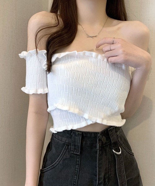 REMUR(レミュール)の「オフショルダートップス 半袖 ショート丈(Tシャツ/カットソー・レディース・ブラック×ホワイト/ホワイト×ブラック/ホワイト×レッド/ベージュ/イエロー/ピンク/レッド/ホワイト/ブラック・M)」の12枚目の写真