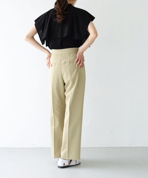 HER CLOSET(ハークローゼット)の「【vingtrois】シルケットビックカラースリットケープデザインブラウスTシャツ(Tシャツ/カットソー・レディース・ブラック/ホワイト/チャコールグレー/ブルー/グレイッシュベージュ・M)」の15枚目の写真