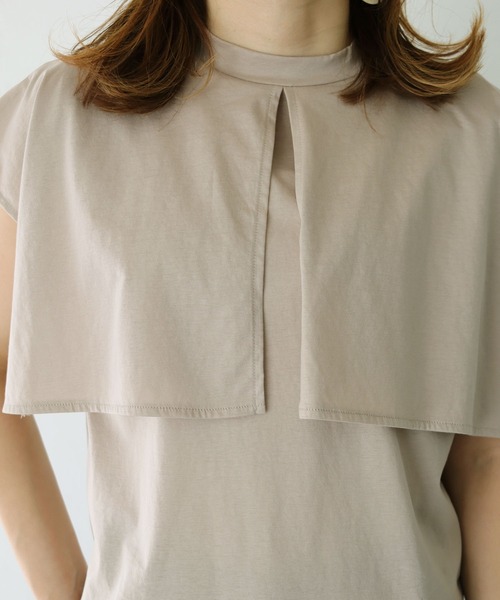 HER CLOSET(ハークローゼット)の「【vingtrois】シルケットビックカラースリットケープデザインブラウスTシャツ(Tシャツ/カットソー・レディース・ブラック/ホワイト/チャコールグレー/ブルー/グレイッシュベージュ・M)」の17枚目の写真