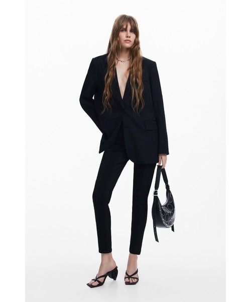 Desigual（デシグアル）の「花柄刺繍 ネックボタン留めブレザー（テーラードジャケット・レディース・ブルー/ブラック・S/M/XL/XS/L）」の6枚目の写真