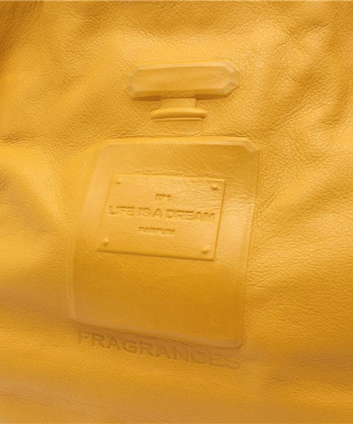 IO PELLE（イオペレ）の「IOPELLEITALIA（トートバッグ・レディース・イエロー/ブルー/ダークグレー・FREE）」の7枚目の写真