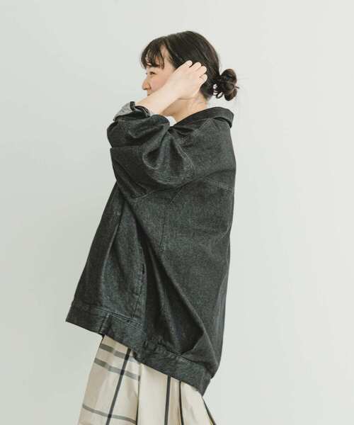 ITEMS URBANRESEARCH(アイテムズ アーバンリサーチ)の「デニムオーバージャケット(デニムジャケット・レディース・ブラック/インディゴブルー・FREE)」の5枚目の写真