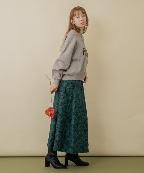 CLOCHE(クロシェ)の「cloche ロゴニットトップス(ニット/セーター・レディース・ベージュ/アイボリー/チャコールグレー・FREE)」の7枚目の写真