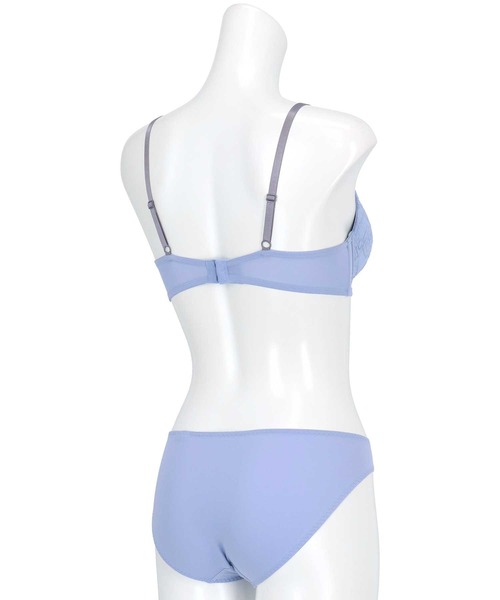 AMPHI（アンフィ）の「【ノンワイヤーでまる胸メイク】あたりが気になりにくいブラ&ショーツセット ラッセルレース（ブラ&ショーツ・レディース・オレンジ/ブラック/グレー/ベージュ/ブルー/ターコイズブルー/ベージュ系その他・B65/B70/B75/C65/C70/C75/D65/D70/D75/E65/E70/E75）」の16枚目の写真