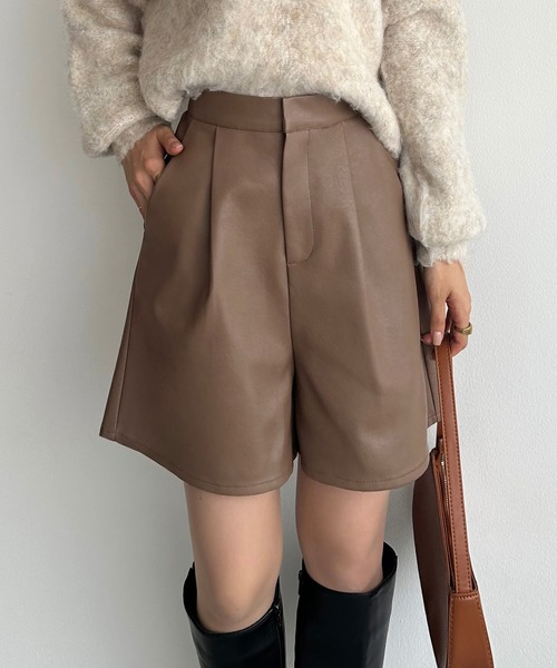 レザーハイウエストショートパンツ（その他パンツ）｜callautia