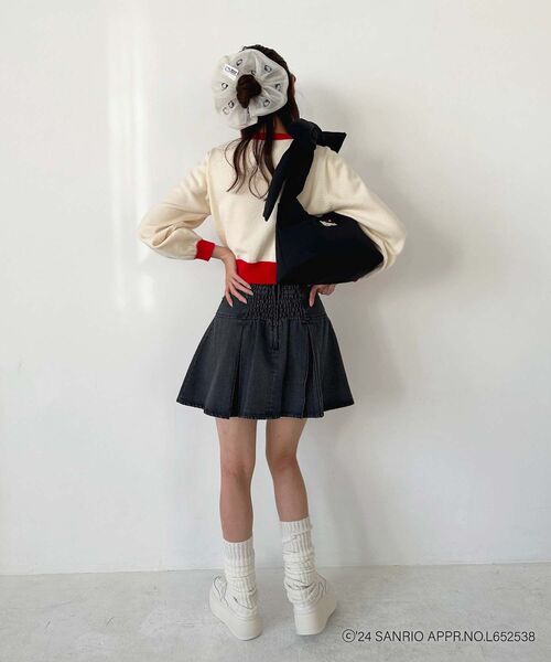 MAJESTIC LEGON（マジェスティックレゴン）の「ハローキティ エンブロイダリーシュシュ（シュシュ・レディース・アイボリー/ブラック・FREE）」の17枚目の写真