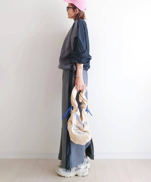 notch.(ノッチ)の「【 notch. by yui 】サイドラインスウェットスカート(スカート・レディース・オフホワイト/グレー/ブラック/ネイビー・M/TM)」の19枚目の写真