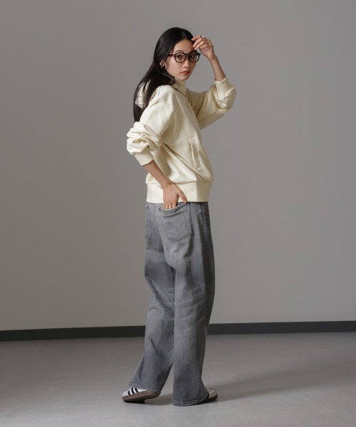 Champion(チャンピオン)の「Champion/HOODED SWEATSHIRT(パーカー・レディース・ライトグレー/ベージュ/オフホワイト・M)」の7枚目の写真