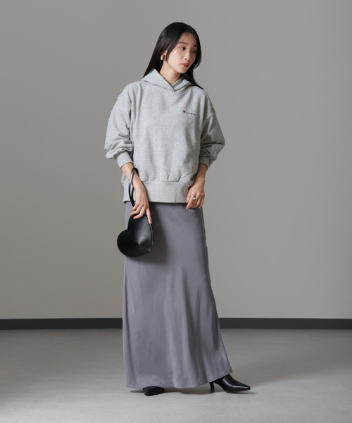 Champion(チャンピオン)の「Champion/HOODED SWEATSHIRT(パーカー・レディース・ライトグレー/ベージュ/オフホワイト・M)」の12枚目の写真