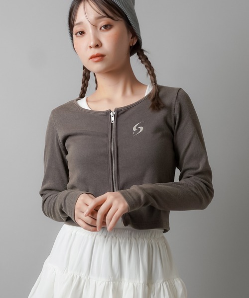 SPINNS（スピンズ）の「パウダー加工 シルバーワンポイントデザインWジップ長袖カットソー（Tシャツ/カットソー・レディース・ブラック/チャコール/ネイビー/バーガンディー・ONESIZE）」の7枚目の写真