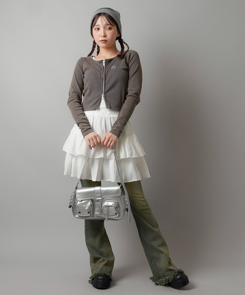 SPINNS（スピンズ）の「パウダー加工 シルバーワンポイントデザインWジップ長袖カットソー（Tシャツ/カットソー・レディース・ブラック/チャコール/ネイビー/バーガンディー・ONESIZE）」の5枚目の写真