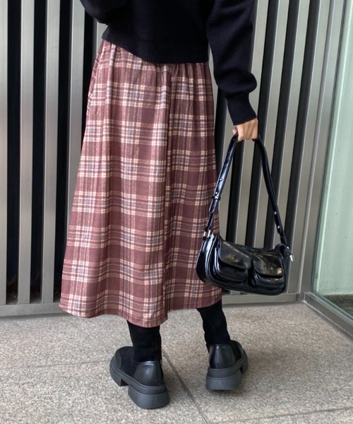 mebole（メボレ）の「レトロチェック柄ロングスカート（スカート・レディース・ブラウン・FREE）」の22枚目の写真
