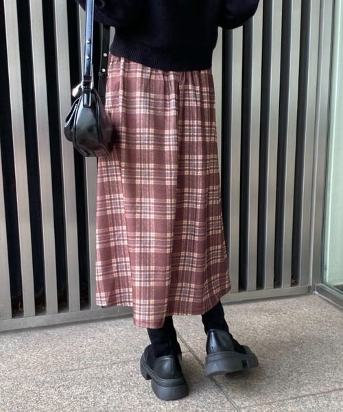 mebole（メボレ）の「レトロチェック柄ロングスカート（スカート・レディース・ブラウン・FREE）」の20枚目の写真