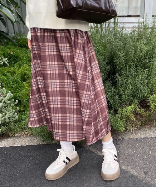 mebole（メボレ）の「レトロチェック柄ロングスカート（スカート・レディース・ブラウン・FREE）」の13枚目の写真