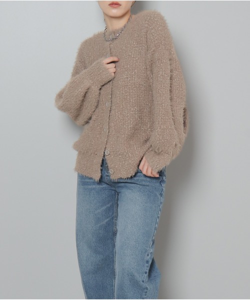 OandI(オーアンドアイ)の「2WAYシャギーニットカーディガン(カーディガン/ボレロ・レディース・グレイッシュベージュ/オレンジ/アイボリー/ネイビー・FREE)」の3枚目の写真