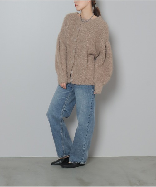 OandI(オーアンドアイ)の「2WAYシャギーニットカーディガン(カーディガン/ボレロ・レディース・グレイッシュベージュ/オレンジ/アイボリー/ネイビー・FREE)」の19枚目の写真