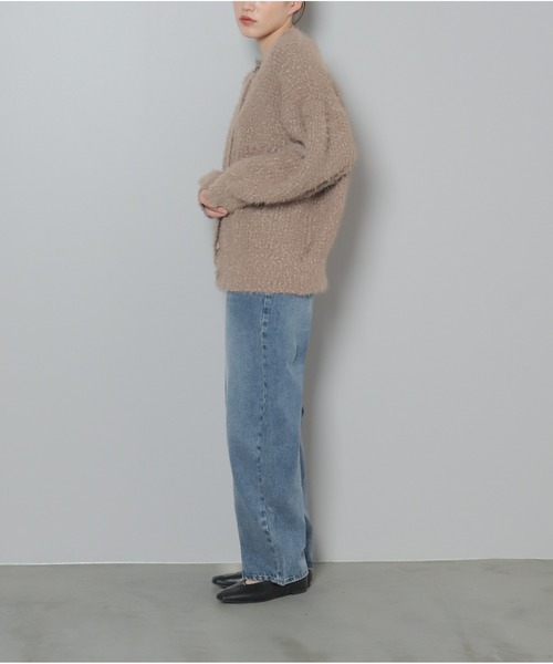 OandI(オーアンドアイ)の「2WAYシャギーニットカーディガン(カーディガン/ボレロ・レディース・グレイッシュベージュ/オレンジ/アイボリー/ネイビー・FREE)」の20枚目の写真