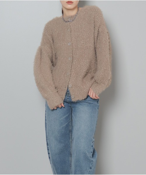 OandI(オーアンドアイ)の「2WAYシャギーニットカーディガン(カーディガン/ボレロ・レディース・グレイッシュベージュ/オレンジ/アイボリー/ネイビー・FREE)」の22枚目の写真