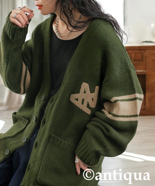 antiqua(アンティカ)の「ロゴニットカーディガン(ニット/セーター・レディース・カーキ/グレー・ONESIZE)」の2枚目の写真