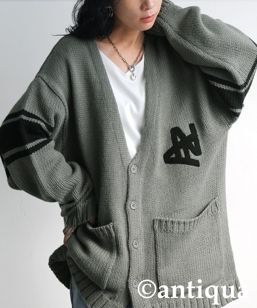 antiqua(アンティカ)の「ロゴニットカーディガン(ニット/セーター・レディース・カーキ/グレー・ONESIZE)」の5枚目の写真
