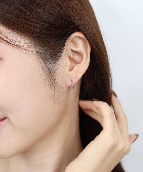 セール】【金属アレルギー対応】 スリム フープピアス / サージカル