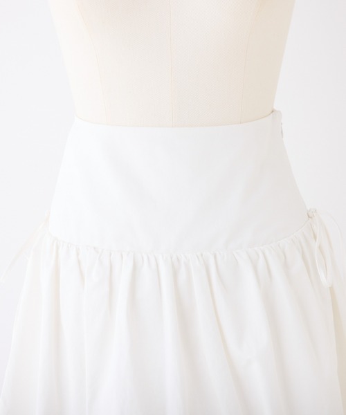 one after another NICE CLAUP（ワンアフターアナザーナイスクラップ）の「バルーンミニスカート（スカート・レディース・ブラック/オフホワイト・FREE）」の12枚目の写真