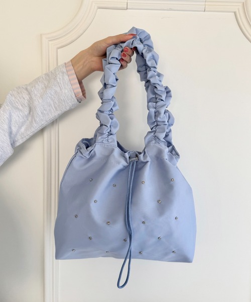 Loueme(ルエム)の「フリルショルダービジュートートバッグ(トートバッグ・レディース・イエロー/ピンク/ライトブルー/ブラック・FREE)」の14枚目の写真