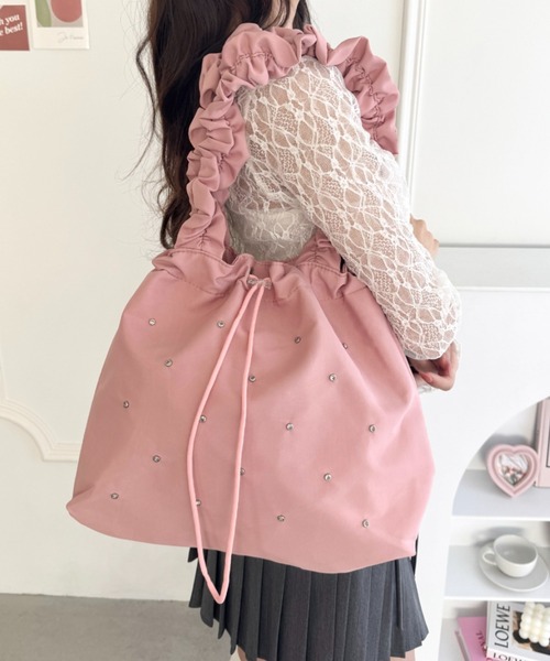 Loueme(ルエム)の「フリルショルダービジュートートバッグ(トートバッグ・レディース・イエロー/ピンク/ライトブルー/ブラック・FREE)」の21枚目の写真