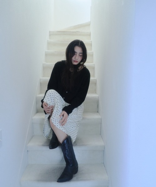 Smyeon（スミョン）の「Midi box pleats skirt/ミディボックスプリーツスカート（スカート・レディース・ホワイト/ブラック/グレー・MEDIUM/SMALL）」の19枚目の写真