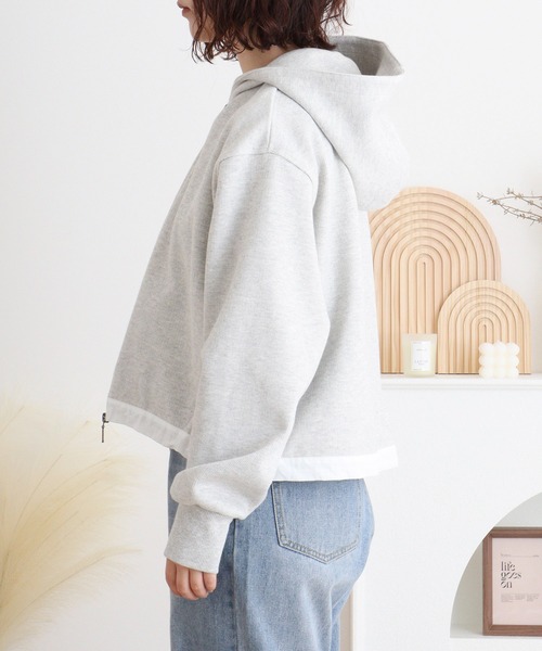 hunch(ハンチ)の「hunch ショート丈パーカー(パーカー・レディース・ライトイエロー/オートミール/チャコールグレー/杢グレー・FREE)」の22枚目の写真