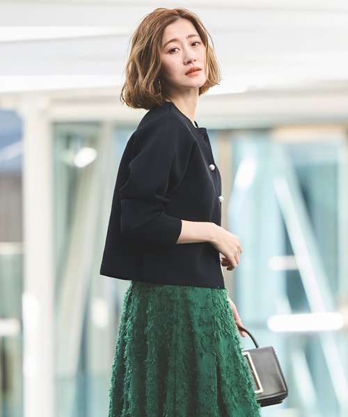 RUIRUE BOUTIQUE(ルイルエブティック)の「洗える ストレッチ | 選べるデザイン スポンディッシュ ボックス カーディガン ベーシック丈・パール釦 | レディース 体型カバー 長袖 オフィスカジュアル 無地 ニット トップス(カーディガン/ボレロ・レディース・ベージュ/ブラック/ネイビー・M/L)」の8枚目の写真