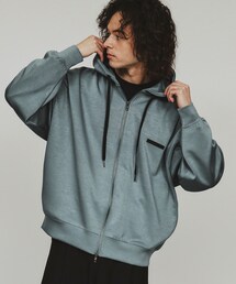 ワンポイントジップパーカー