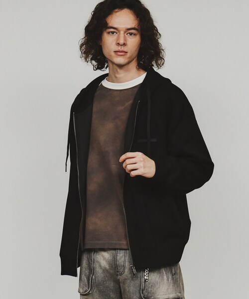 tk.TAKEO KIKUCHI（ティーケータケオキクチ）の「ワンポイントジップパーカー（パーカー・メンズ・グリーン/ライトベージュ/ブラック・03/02）」の10枚目の写真