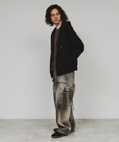 tk.TAKEO KIKUCHI（ティーケータケオキクチ）の「ワンポイントジップパーカー（パーカー・メンズ・グリーン/ライトベージュ/ブラック・03/02）」の8枚目の写真