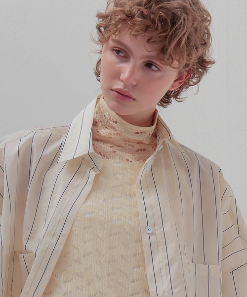 DRESSLAVE(ドレスレイブ)の「pinstripe big shirt(ピンストライプ柄ビッグシャツ)(シャツ/ブラウス・レディース・ベージュ・38)」の3枚目の写真