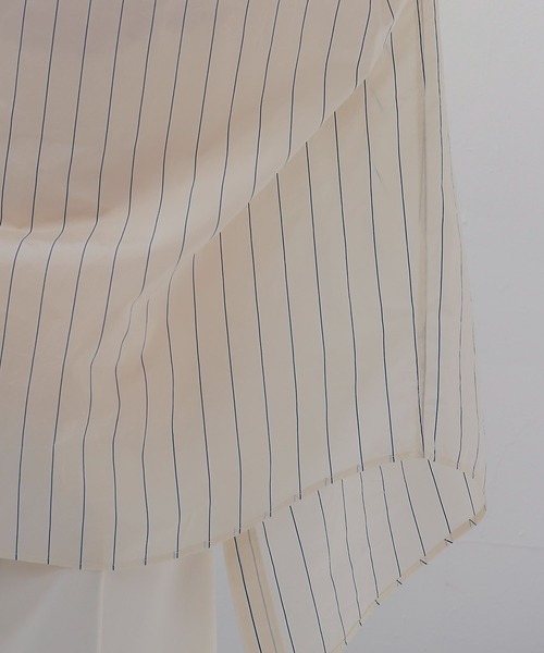 DRESSLAVE(ドレスレイブ)の「pinstripe big shirt(ピンストライプ柄ビッグシャツ)(シャツ/ブラウス・レディース・ベージュ・38)」の6枚目の写真